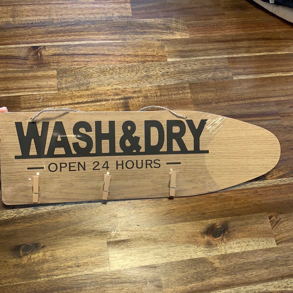 NWT Laundry Room Sign
